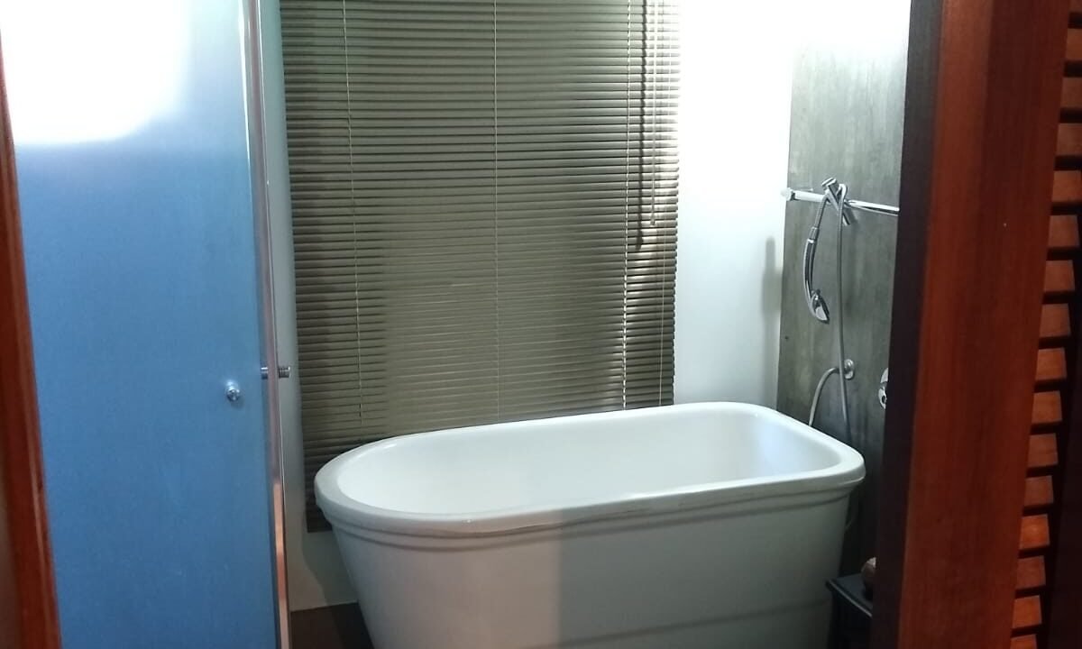 b0bd9275-97b6-43b1-9c66-84fed0d4f65a