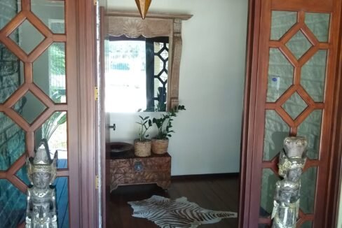 ec6e303b-316c-4111-959c-8a35fb72880a