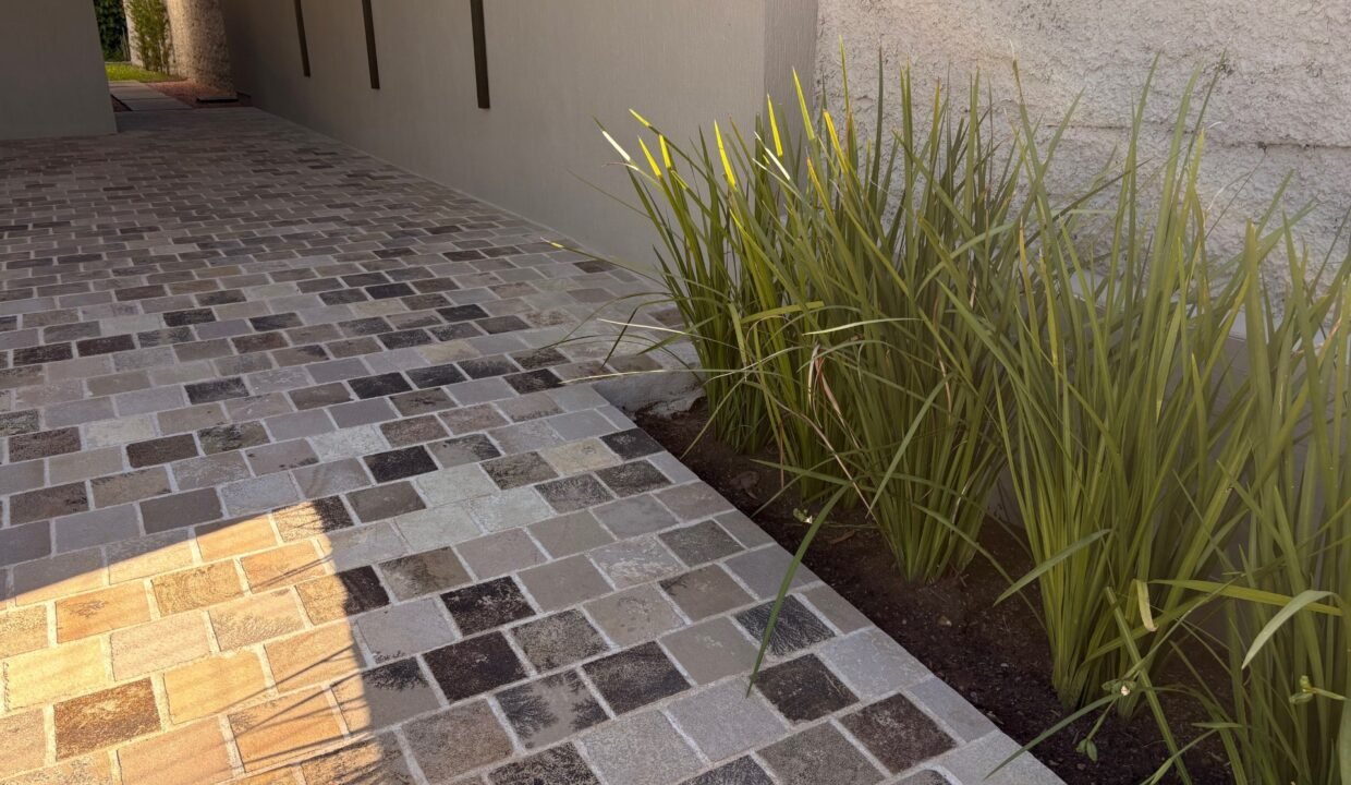 616bbbe7-f224-486d-b7bc-d38567626b24