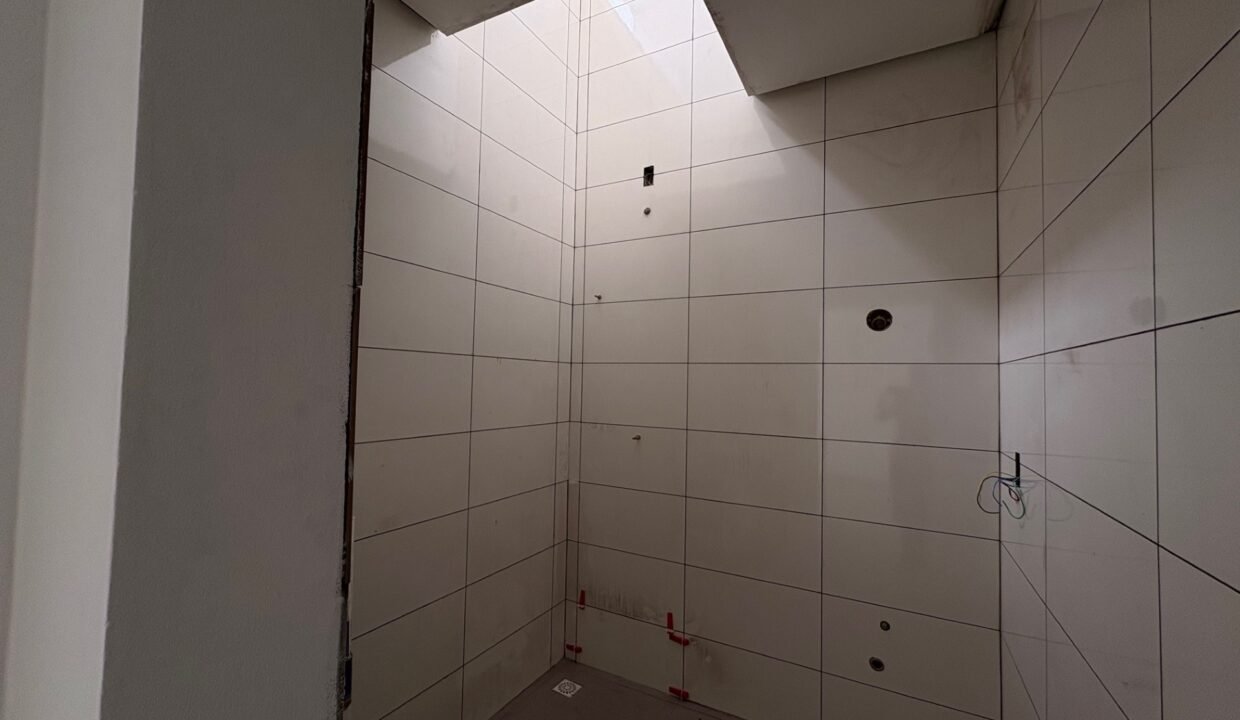 e36b90ed-b8ef-4624-92e1-bcf549b6017a