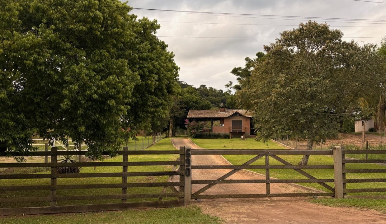 bf42129e-7497-41da-9559-e207a39a3db2