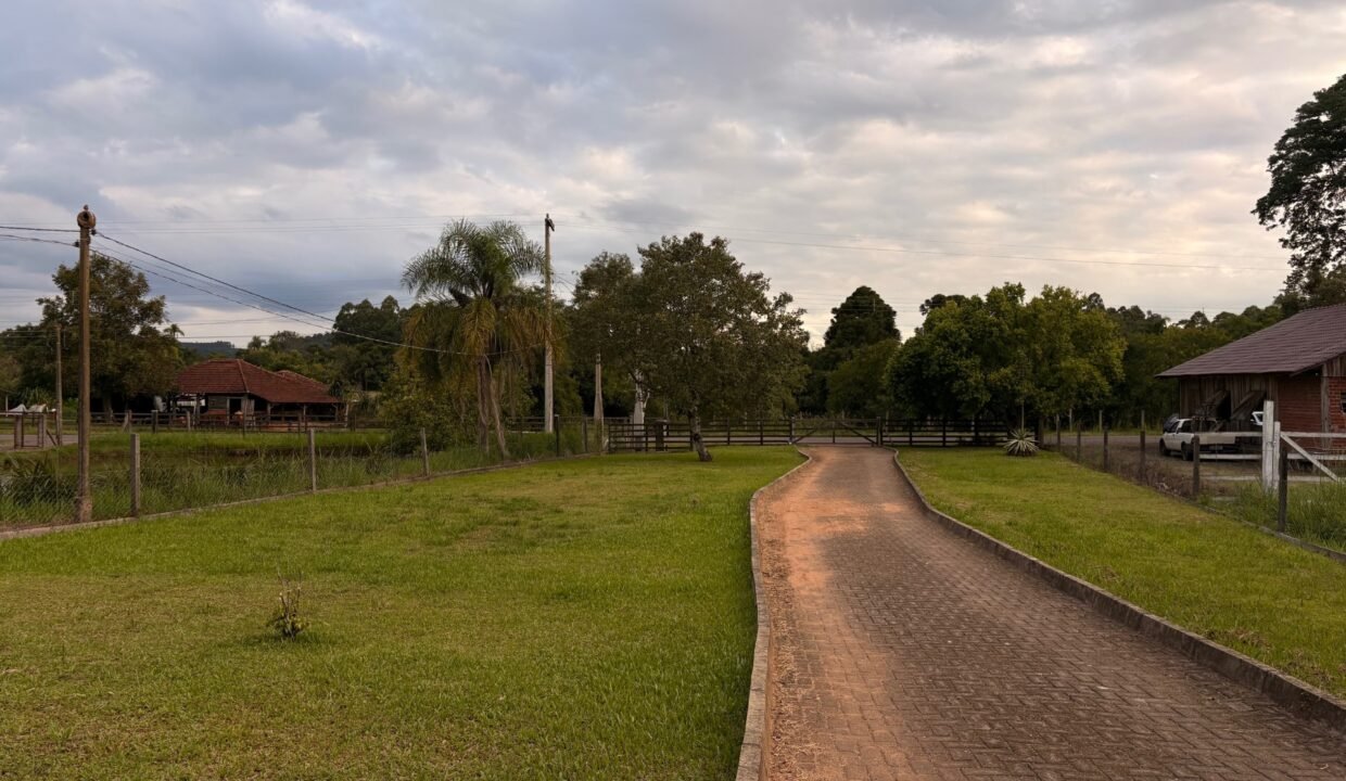 d45ddcd3-36b5-40fd-8d5d-17ff8ce4c12a