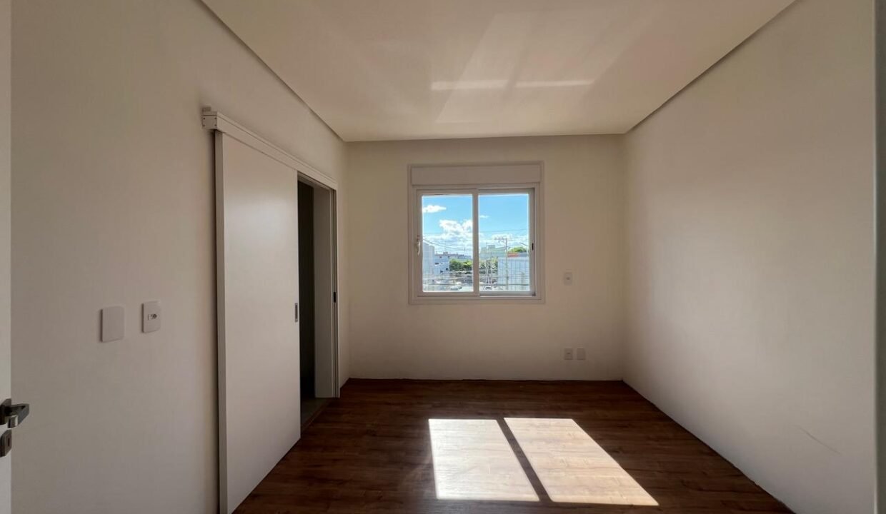 5e6efdee-b1dc-45b2-be70-7a7ebce2c3c5