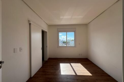 5e6efdee-b1dc-45b2-be70-7a7ebce2c3c5