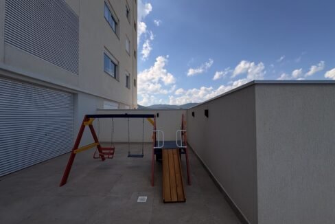 f851b3f3-d7f8-4d42-99cf-58940de7e551