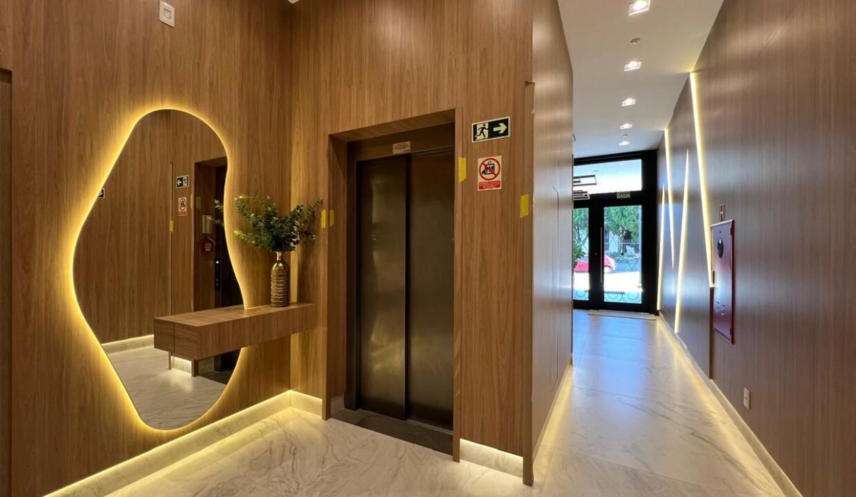 f9ea8f6d-e801-4068-b250-860069b5886c